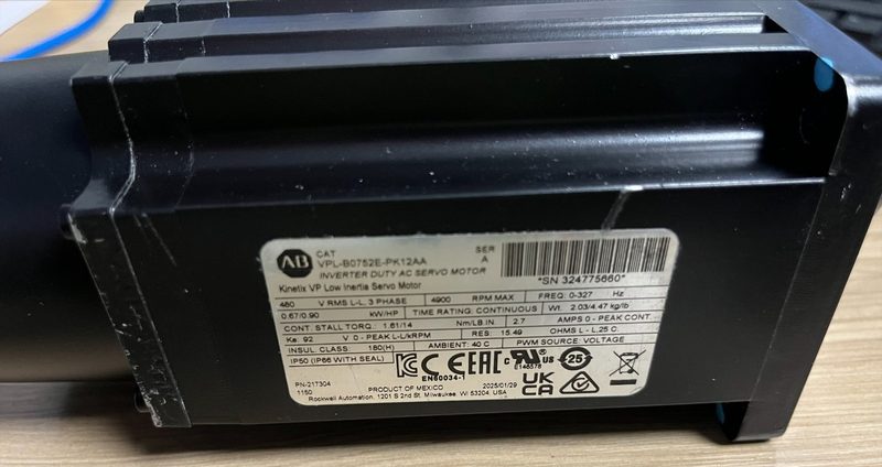 Серводвигатель Allen-Bradley VPL-B0752E-PK12AA
