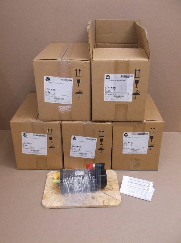 Серводвигатель Allen-Bradley VPL-B0753E-PK12AA