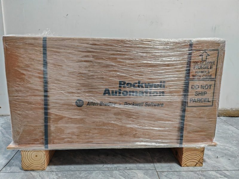 Серводвигатель Allen-Bradley VPL-B1651F-PJ12AA