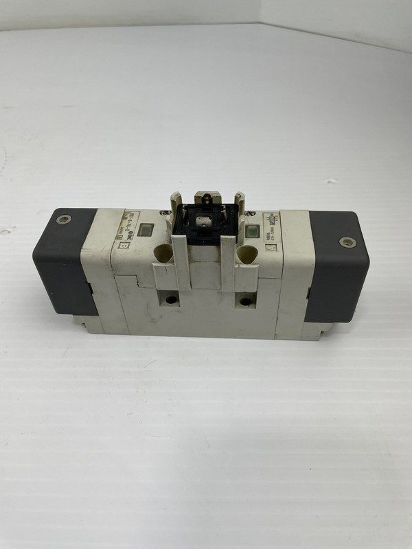Электромагнитный клапан SMC VQ7-6-FG-D-3N
