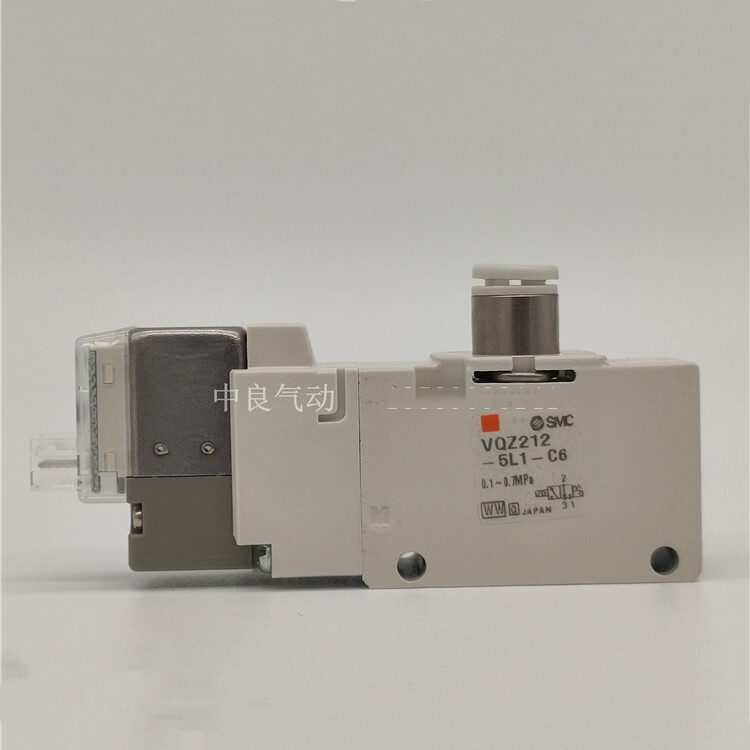 Электромагнитный клапан SMC VQZ212-5L1-C6