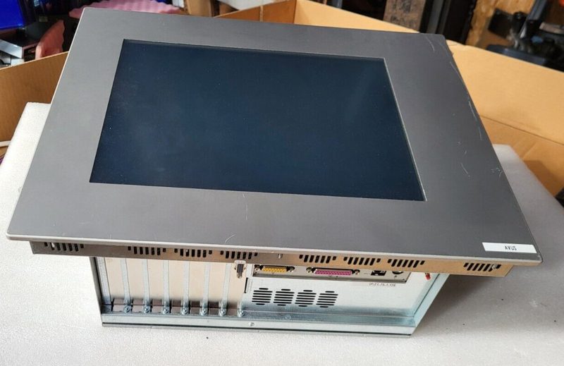 Панель оператора VT215B.II.NTR