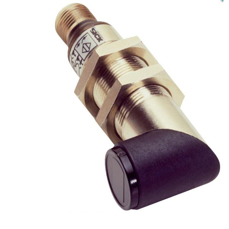 Датчик приближения SICK VTE18-3P4440