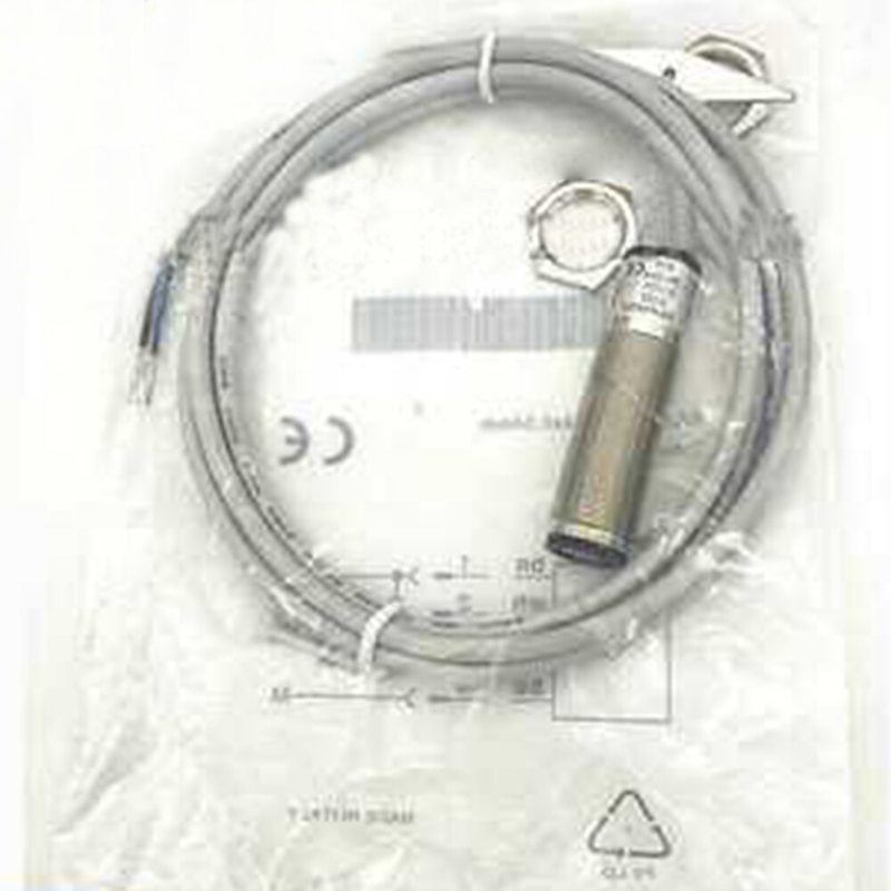 Фотоэлектрический датчик SICK VTE18-4N1212