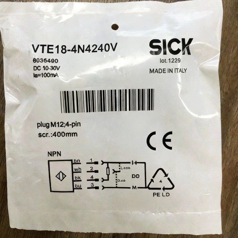 Фотоэлектрический датчик SICK VTE18-4N4240V