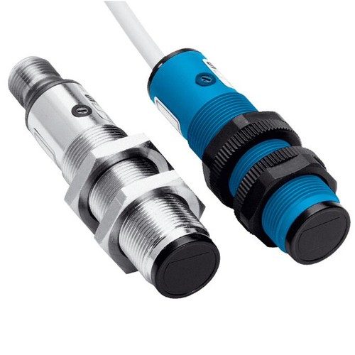 Датчик приближения SICK VTF18-3F5340