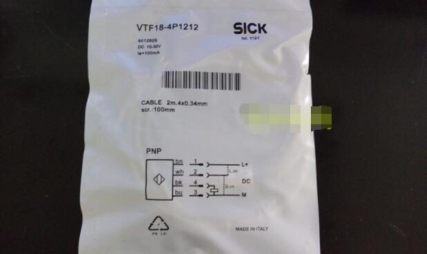 Фотоэлектрический датчик SICK VTF18-4P1212