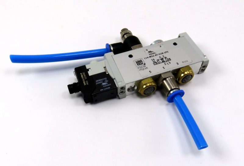 Электромагнитный клапан Festo VUVG-L14-M52-AT-G18-1P3