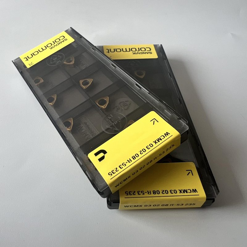 Режущий инструмент Sandvik WCMX030208R-53