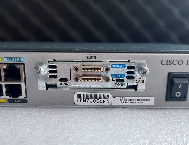 Маршрутизатор Cisco WIC-2A/S