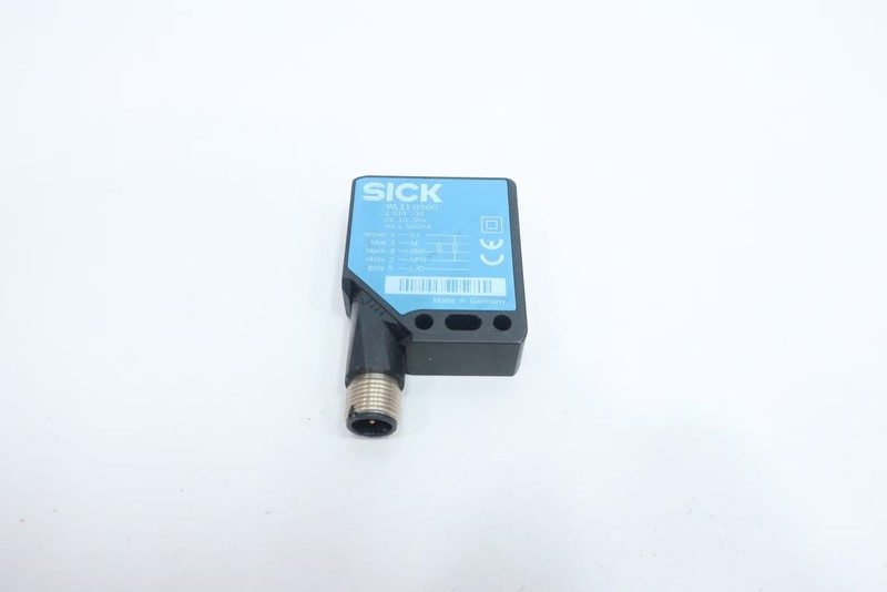 Фотоэлектрический датчик SICK WL11-B560
