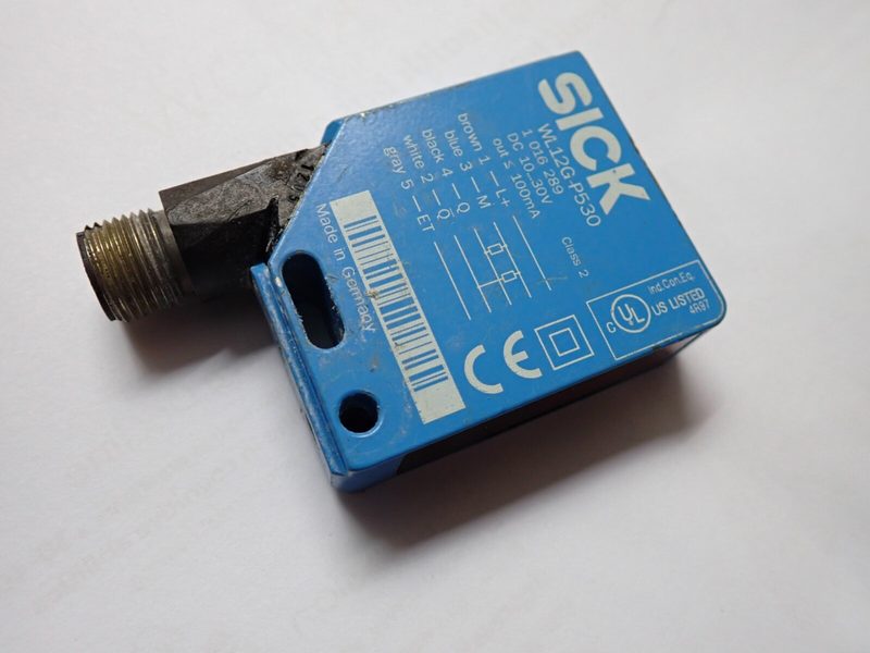 Фотоэлектрический датчик SICK WL12G-P530
