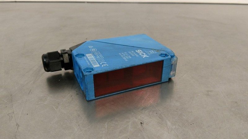 Фотоэлектрический датчик SICK WL34-R240