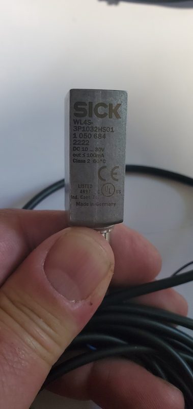 Фотоэлектрический датчик SICK WL4S-3P1032HS01