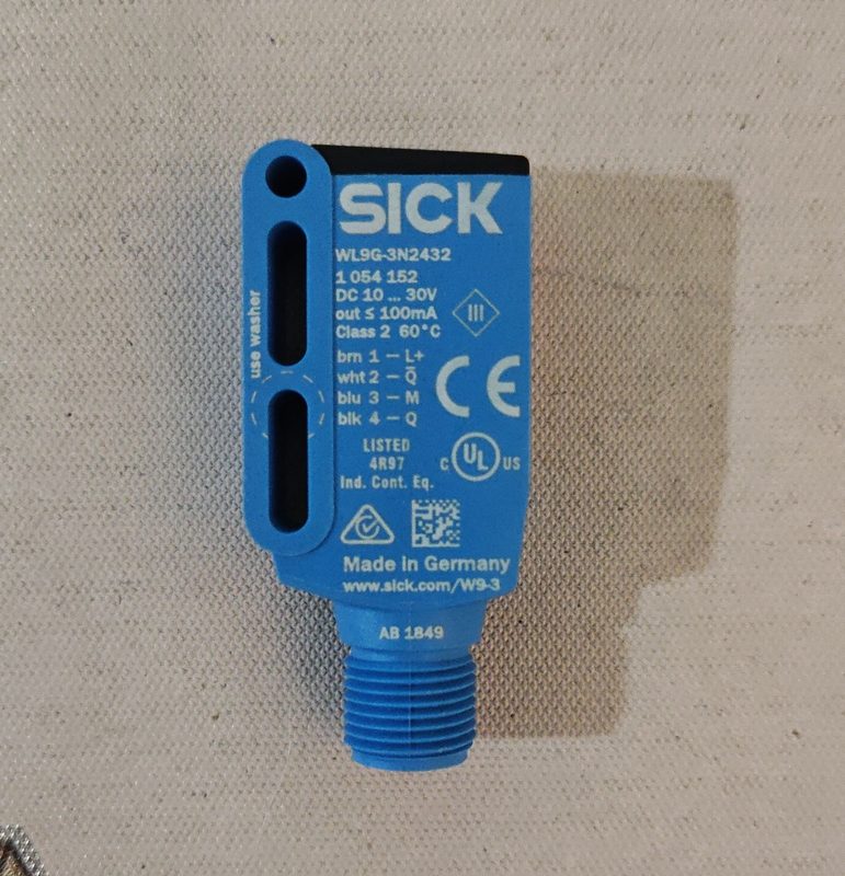 Фотоэлектрический датчик SICK WL9L-3P2432
