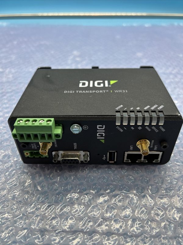 Маршрутизатор WR31-M52A-DE1-TB