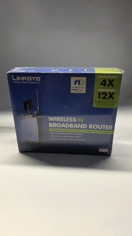 Маршрутизатор Linksys WRT300N
