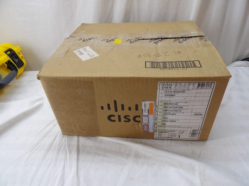 Коммутатор Cisco WS-3560CX-8TC-S