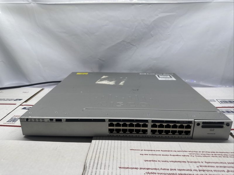 Коммутатор Cisco WS-3850-24T-E