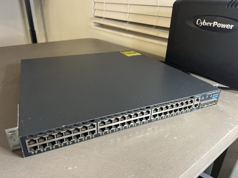 Коммутатор Cisco WS-C2948G-GE-TX