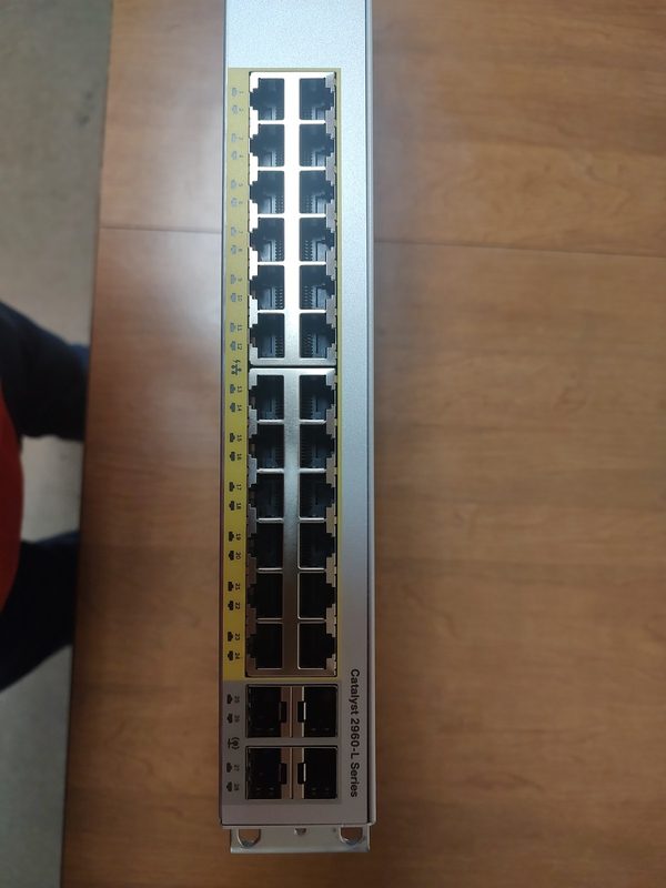 Коммутатор Cisco WS-C2960L-24PS