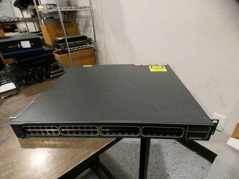 Коммутатор Cisco WS-C3560E-48TD-S