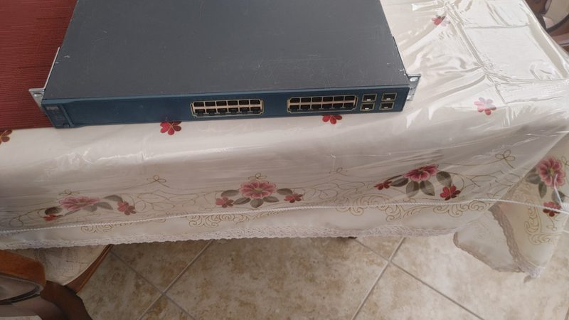 Коммутатор Cisco WS-C3560G-24PS-S