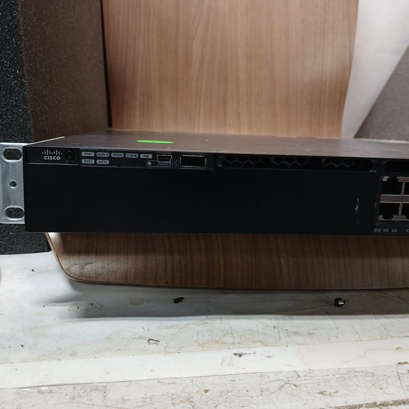 Коммутатор Cisco WS-C3650-24PD