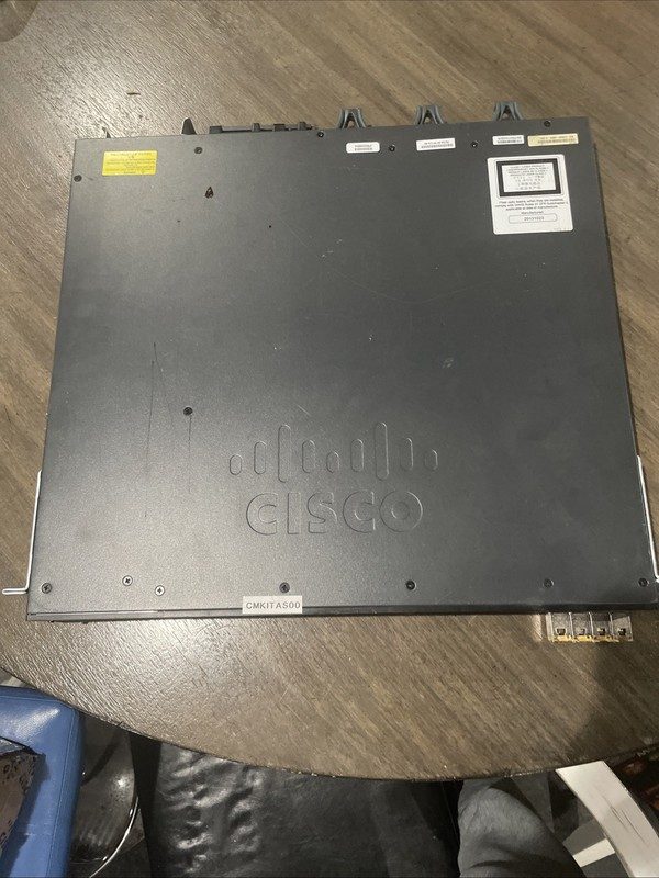 Коммутатор Cisco WS-C3650-48PS-L
