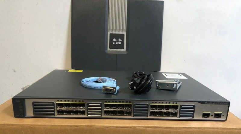 Коммутатор Cisco WS-C3750V2-24FS-S