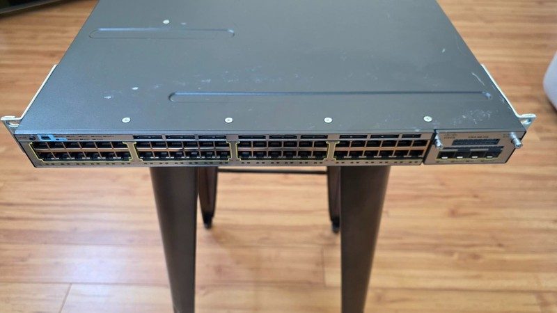 Коммутатор Cisco WS-C3750X-48T