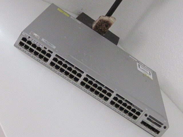 Коммутатор Cisco WS-C3850-48F-E