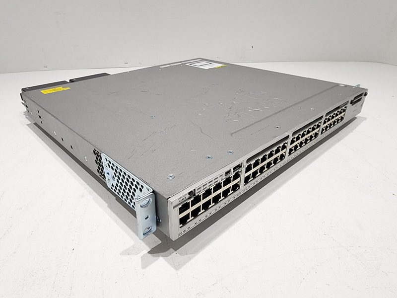 Коммутатор Cisco WS-C3850-48UW-S