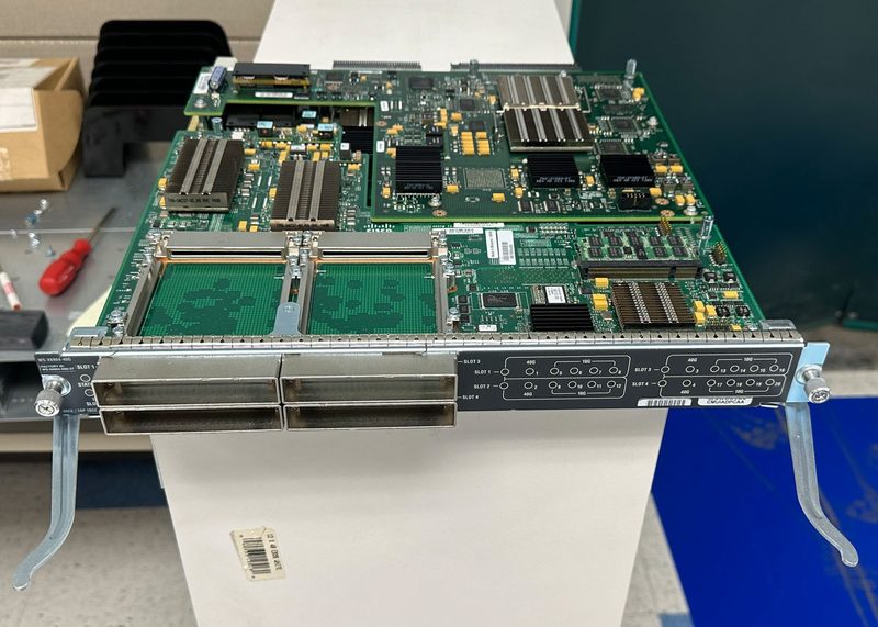 Коммутатор Cisco WS-X6904-40G-2T