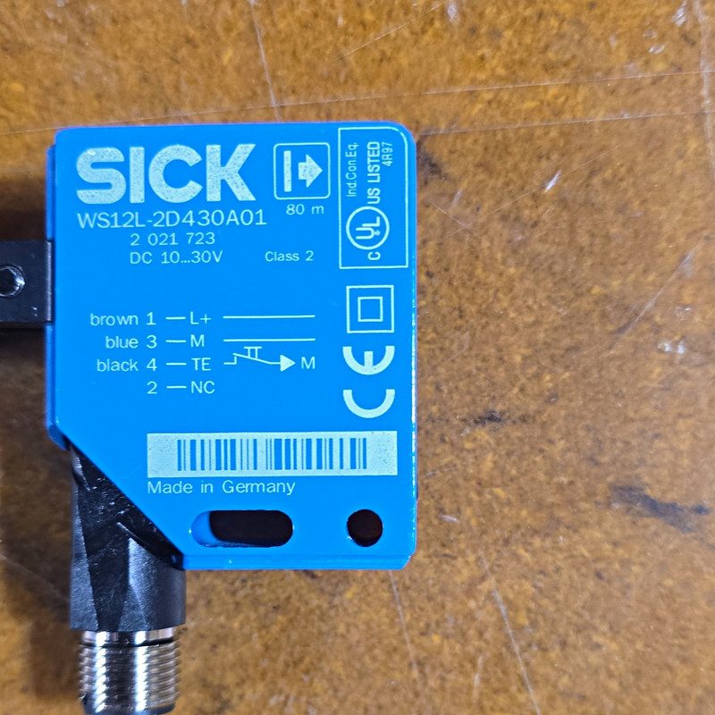 Фотоэлектрический датчик SICK WS12L-2D430A01