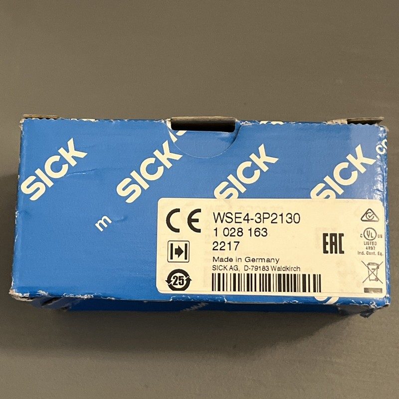 Фотоэлектрический датчик SICK WSE4-3P2130