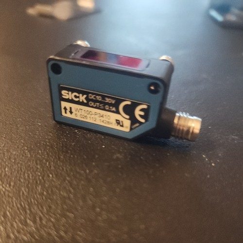 Фотоэлектрический датчик SICK WT100-P3410