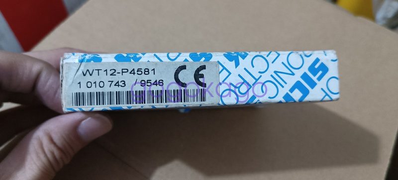 Фотоэлектрический датчик SICK WT12-P4581