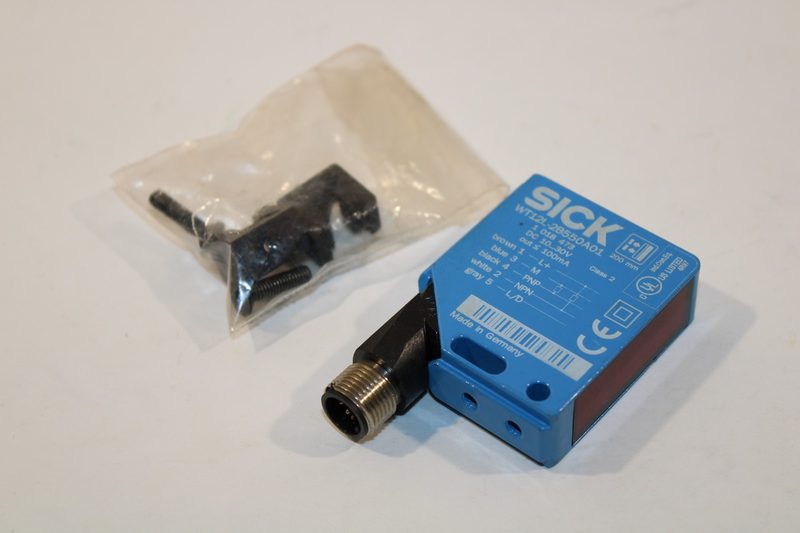 Фотоэлектрический датчик SICK WT12L-2B550A01