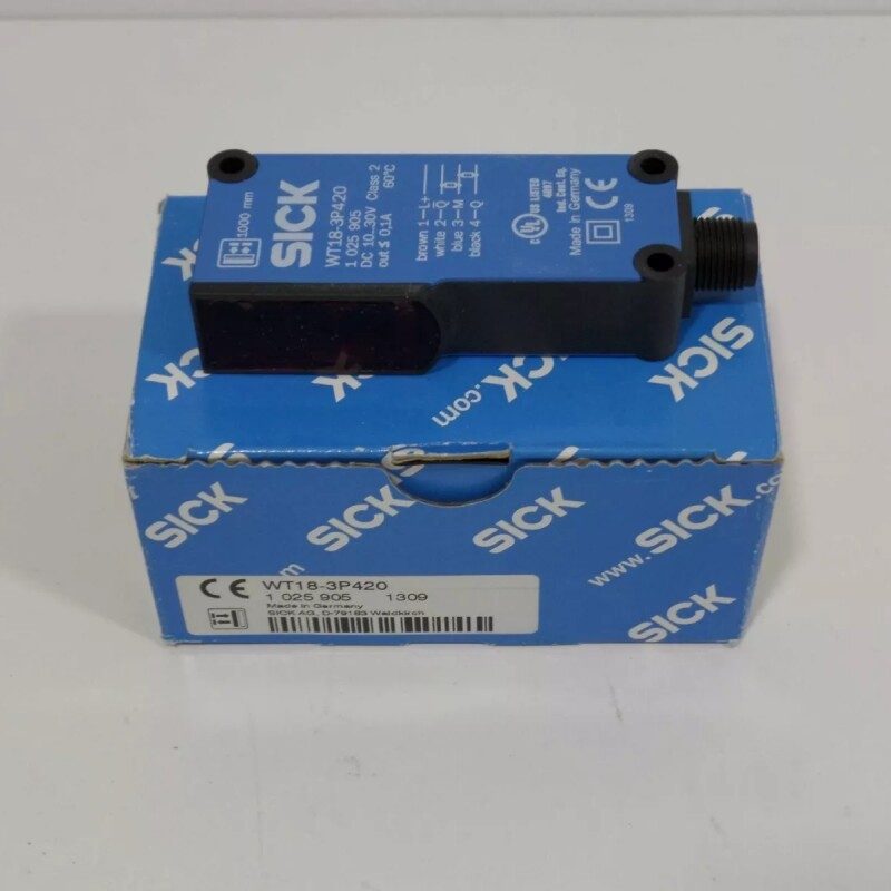 Фотоэлектрический датчик SICK WT18-3P420