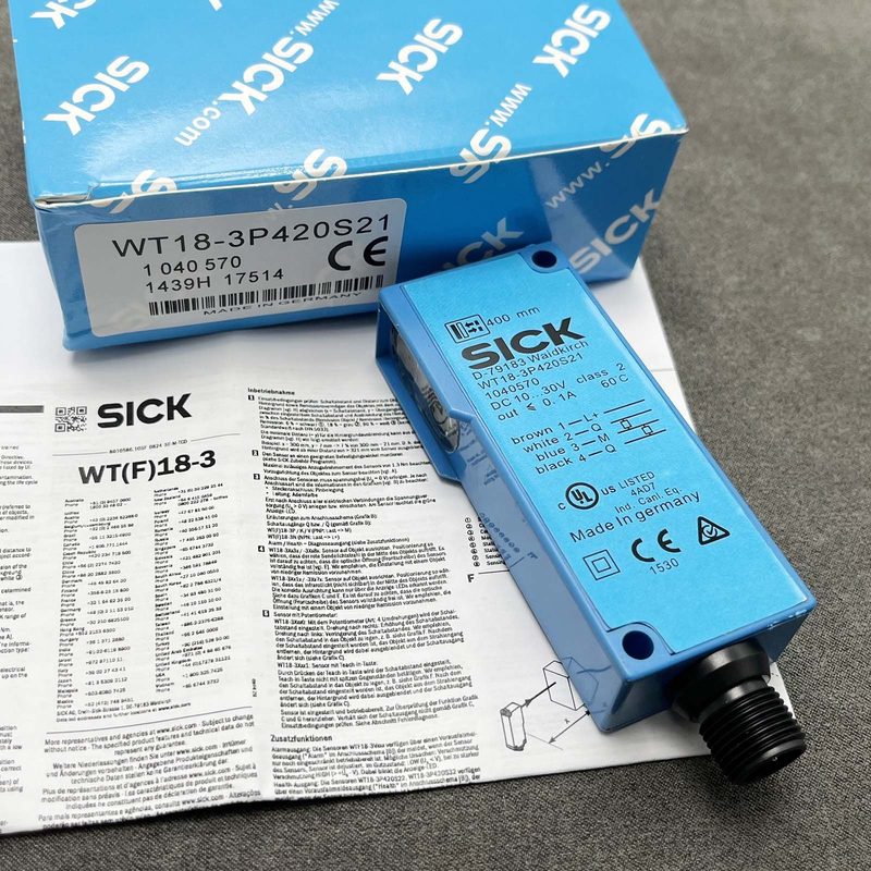 Фотоэлектрический датчик SICK WT18-3P420S21