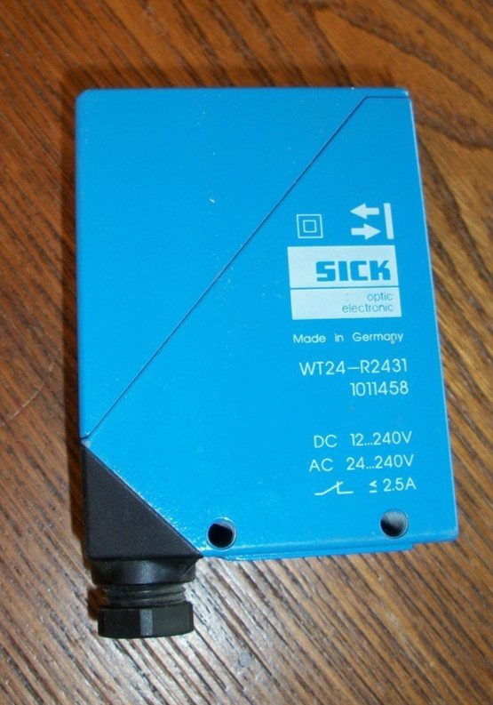 Фотоэлектрический датчик SICK WT24-R2431