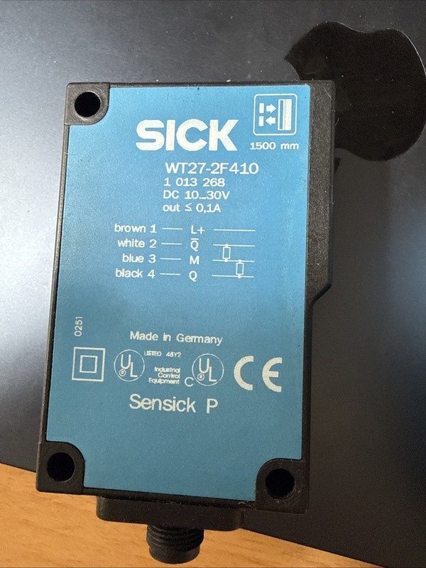 Фотоэлектрический датчик SICK WT27-2F410