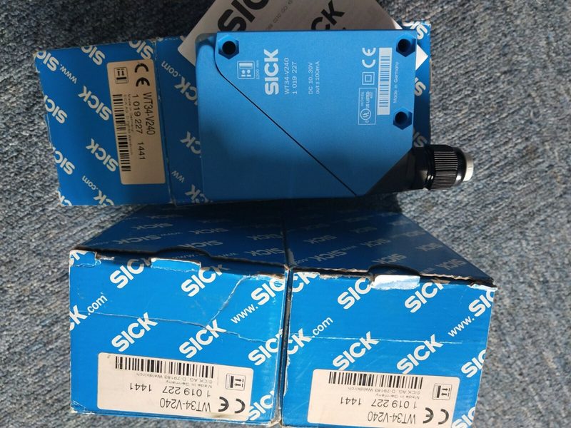 Фотоэлектрический датчик SICK WT34-V240