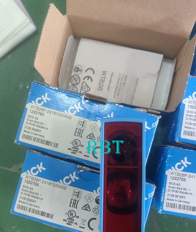 Фотоэлектрический датчик SICK WTB26P-24161520A00
