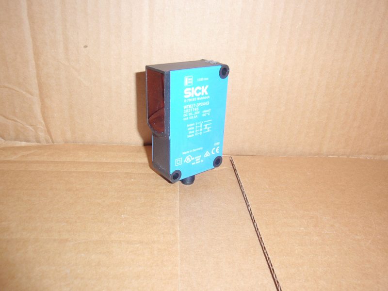 Фотоэлектрический датчик SICK WTB27-3P2443