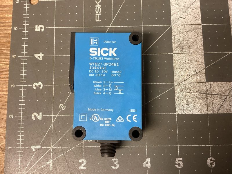 Датчик приближения SICK WTB27-3P2461