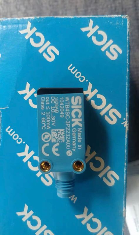 Фотоэлектрический датчик SICK WTB4SC-3P2232A00