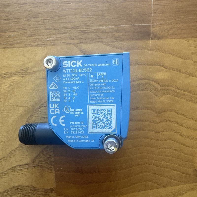 Фотоэлектрический датчик SICK WTT12L-B2562