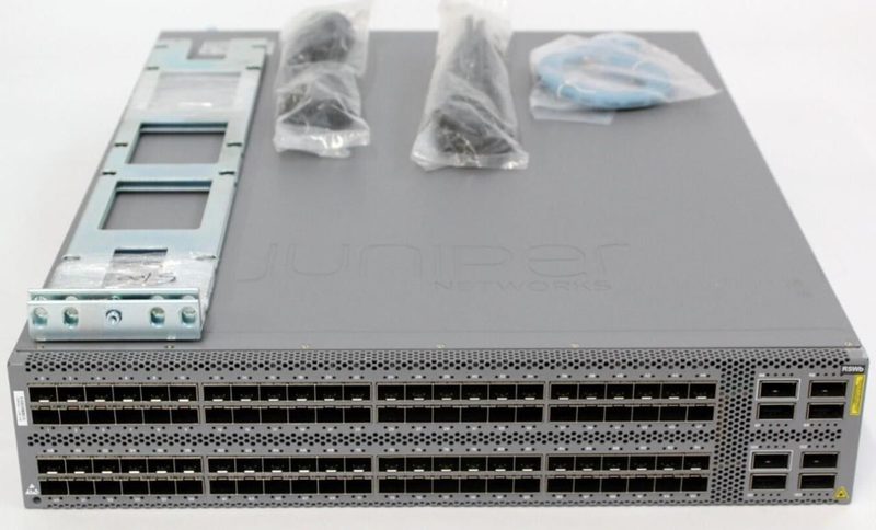 Коммутатор Juniper WWT-QFX5100-96S-AFO